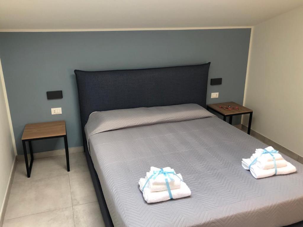 Residence Salinelle Beach Villa Vulcano 4 Lascari Zimmer foto