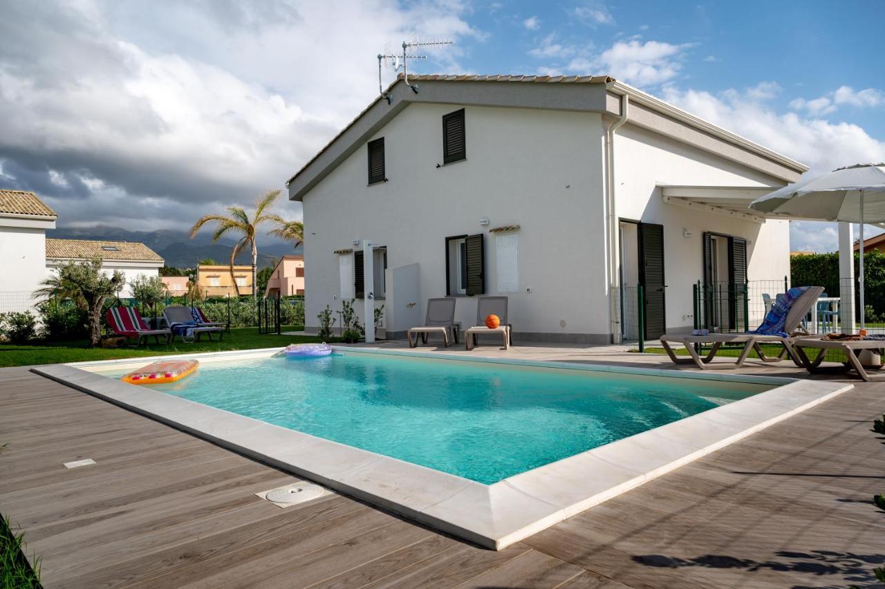 Residence Salinelle Beach Villa Vulcano 4 Lascari Exterior foto